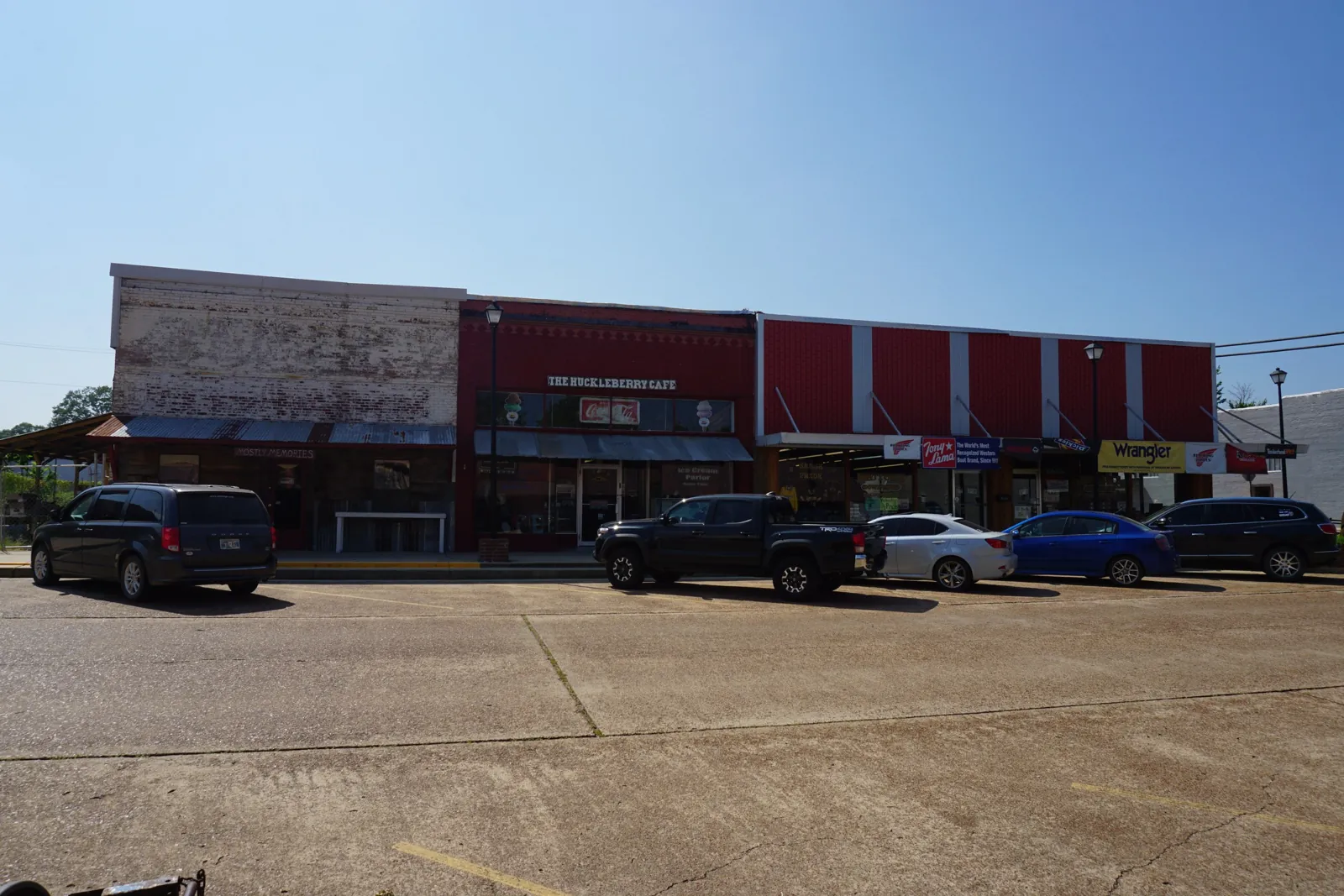 North Main Street shops in Broken Bow