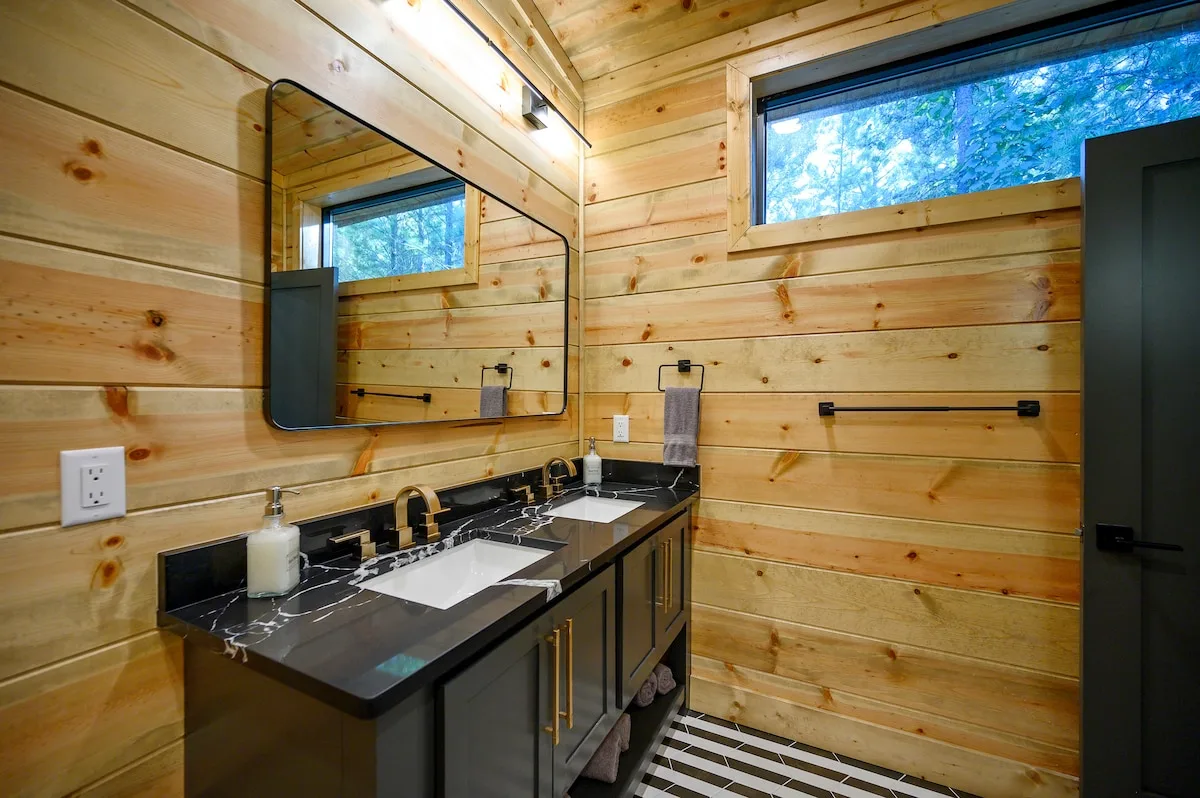 Bathroom 10 at The Compound — photo 1