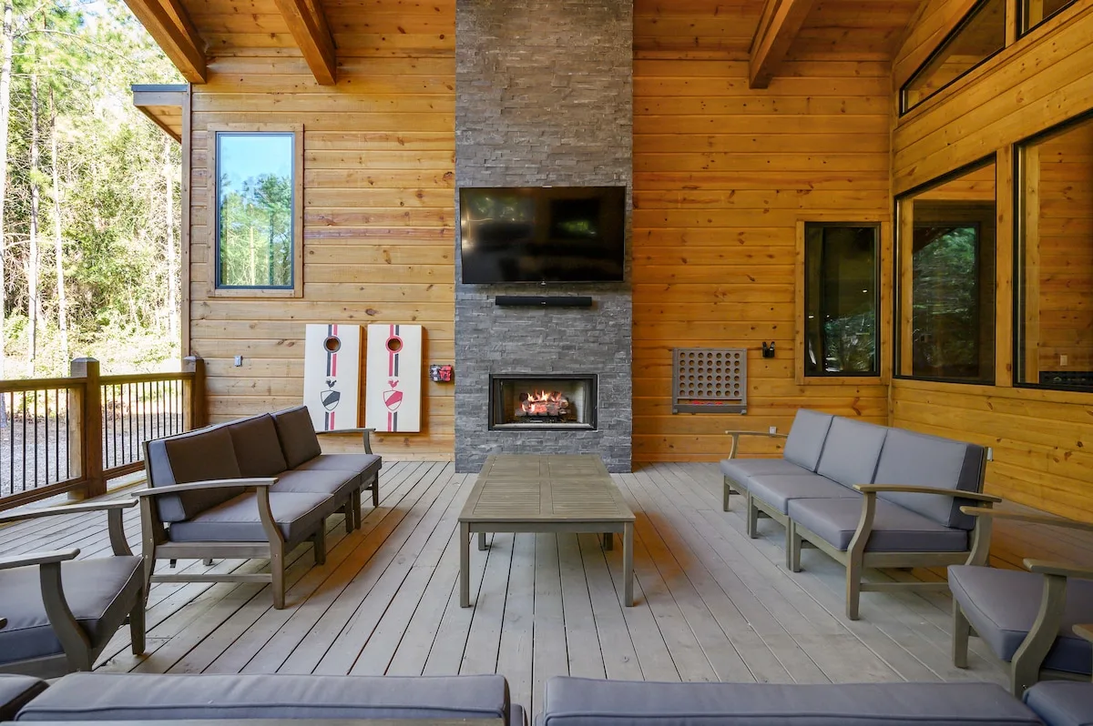 Deck 2 at The Compound — photo 1