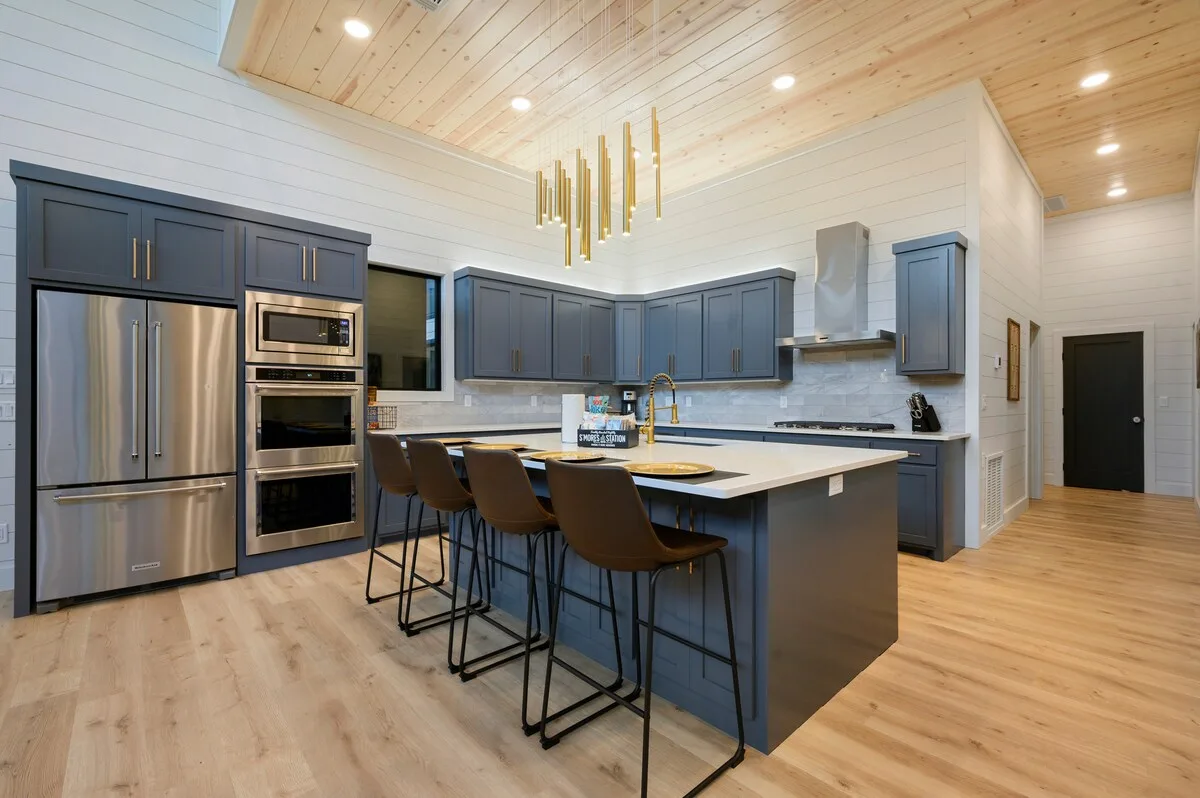 Kitchen 1 at The Compound — photo 2