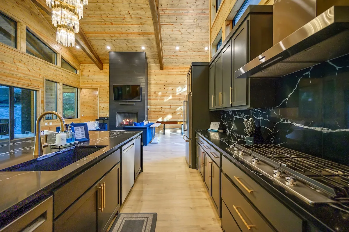 Kitchen 2 at The Compound — photo 5