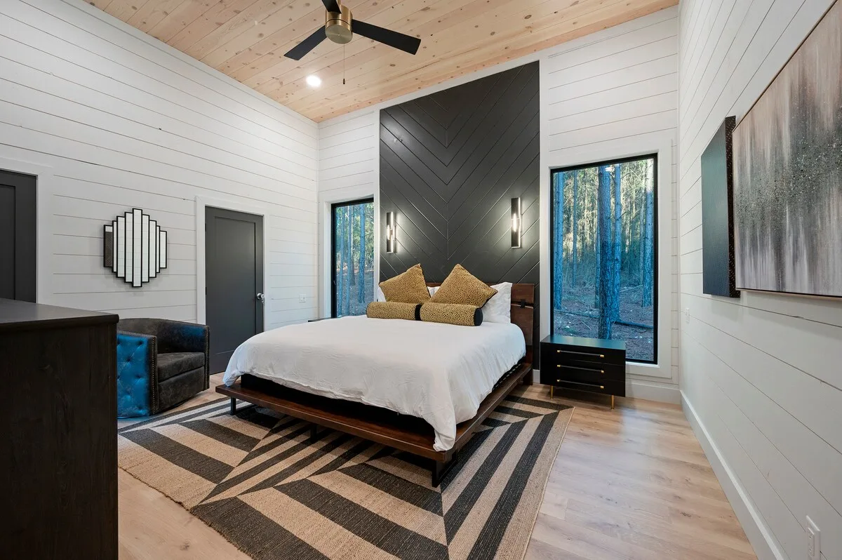 Bedroom 4 at The Compound — photo 2