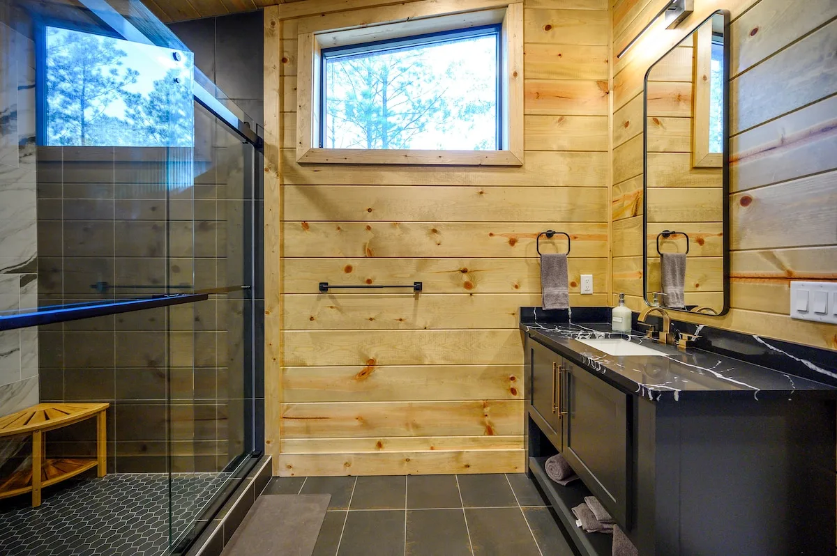 Bathroom 6 at The Compound — photo 2