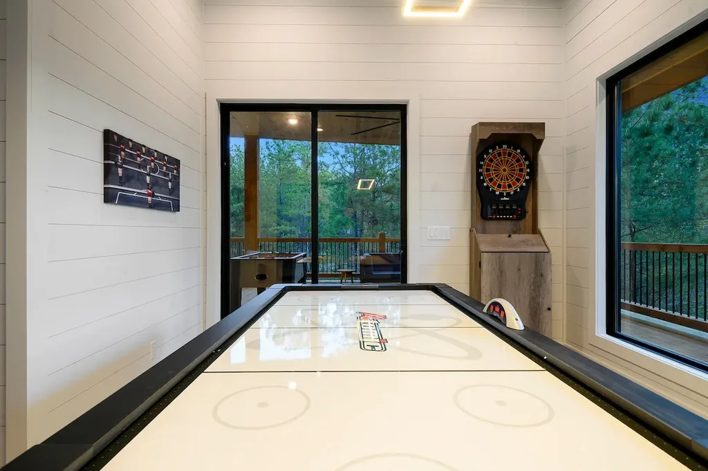 Game Room 1 at The Arcadia in Broken Bow (view 4)