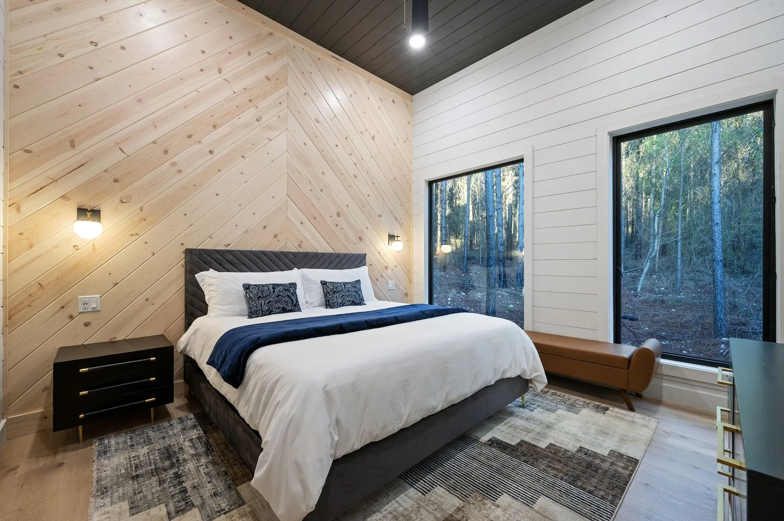 King suite 2 at The Arcadia with a king bed