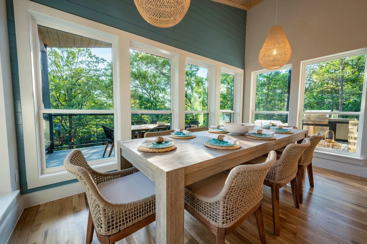 Dining area at The Aroha — photo 4