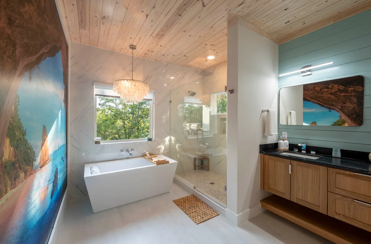 Bathroom 1 at The Aroha — photo 7