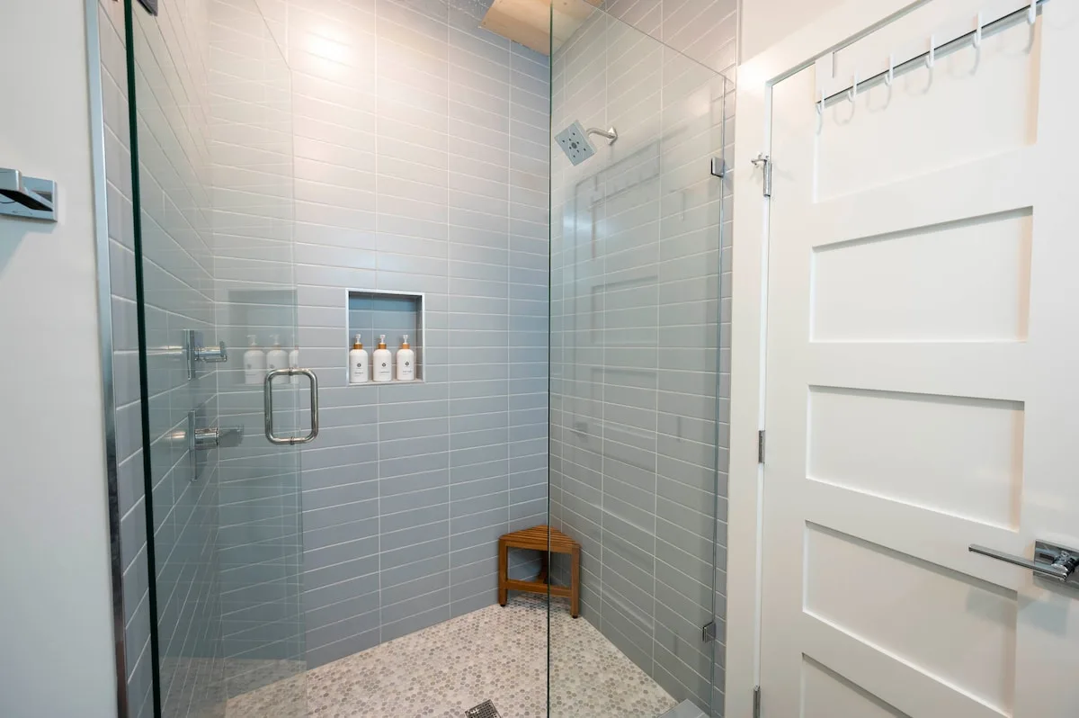 Bathroom 4 at The Aroha — photo 5