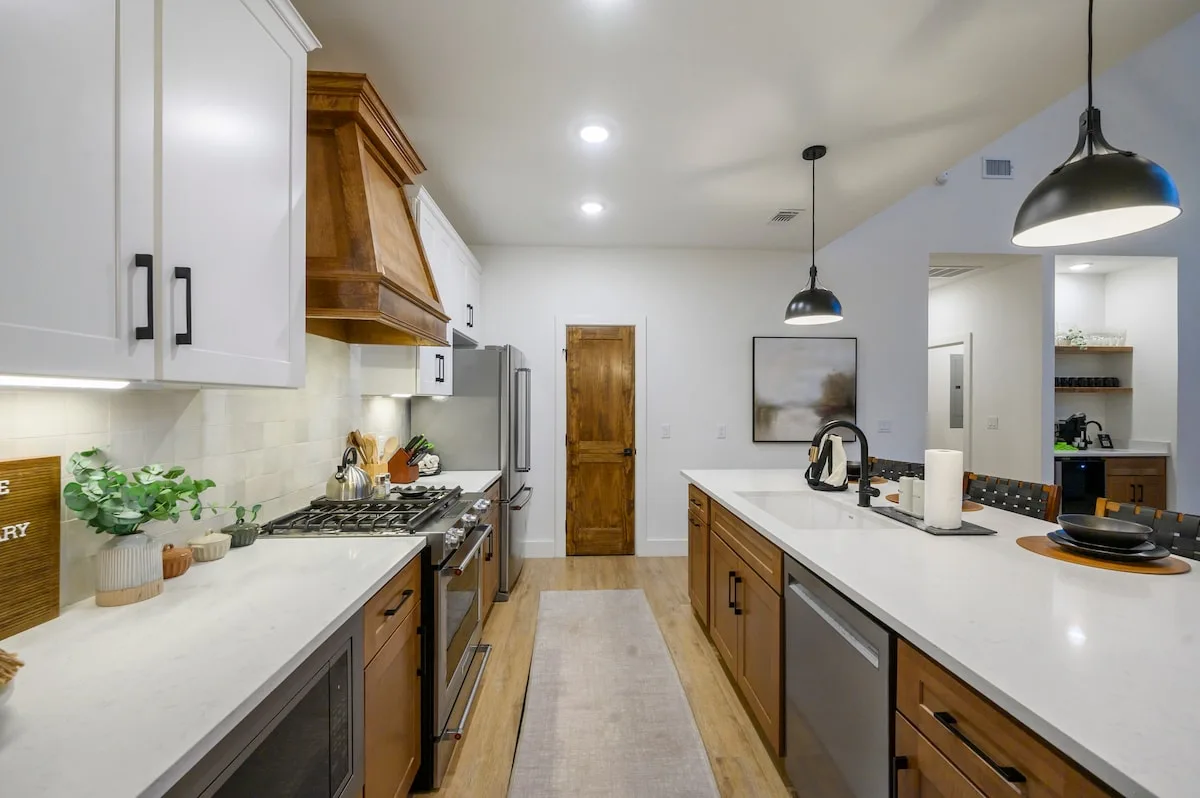 Kitchen at The Black-Beary luxury Broken Bow cabin — photo 4
