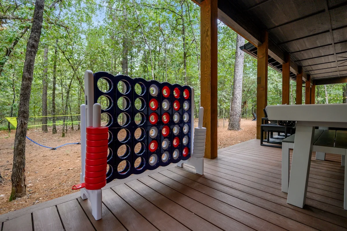 Patio and outdoor living space at The Black-Beary — photo 7
