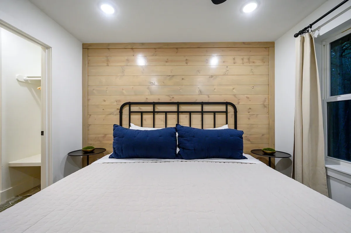 Upstairs king bedroom at The Black-Beary
