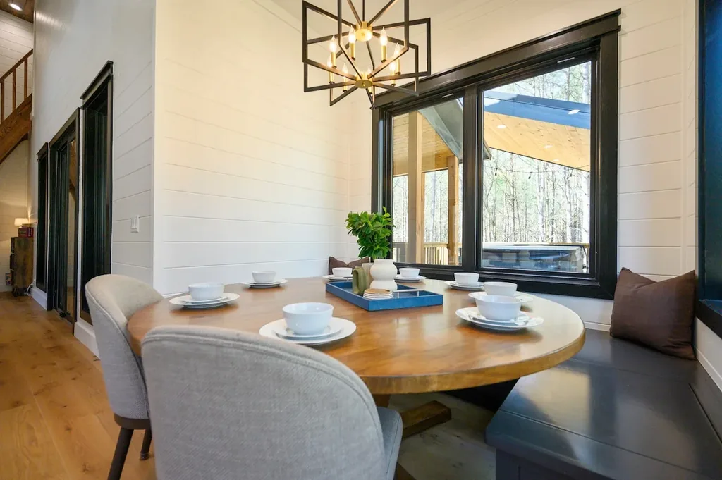 Blue Note — Kitchen & Dining, Airbnb photo 25