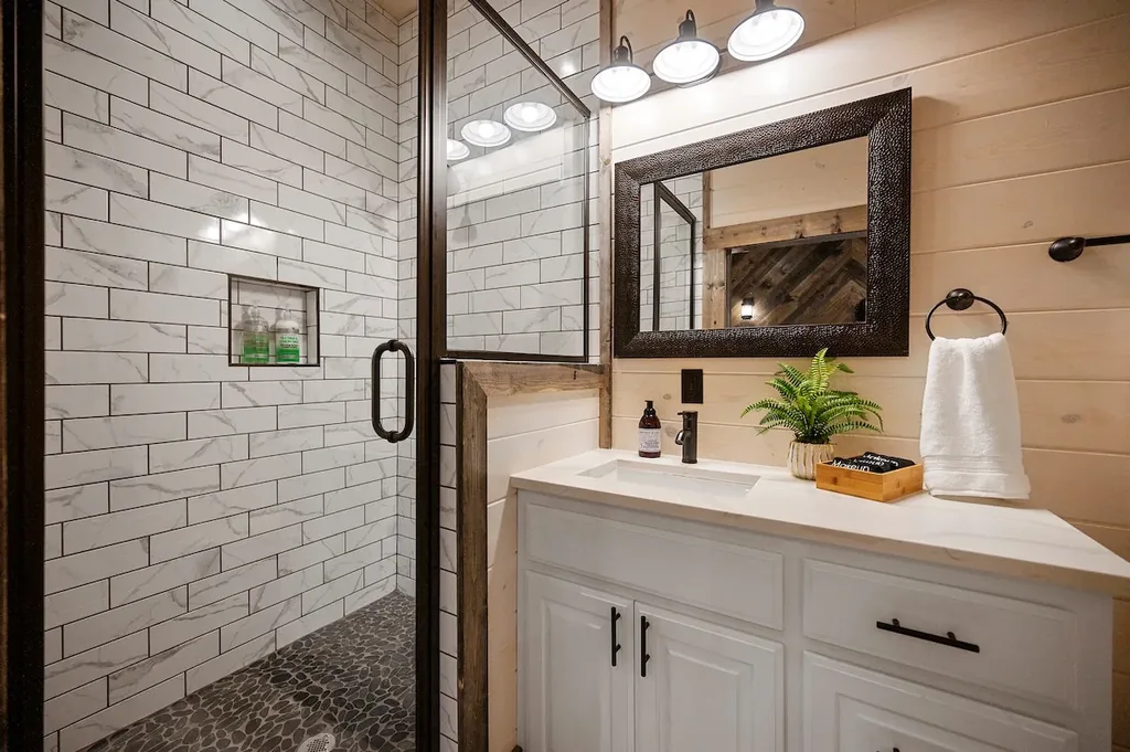 Dreams & Streams — Full bathroom 1 image 1