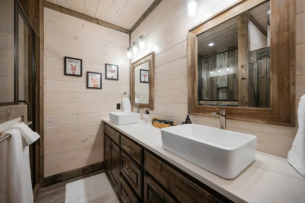 Dreams & Streams — Full bathroom 4 image 2
