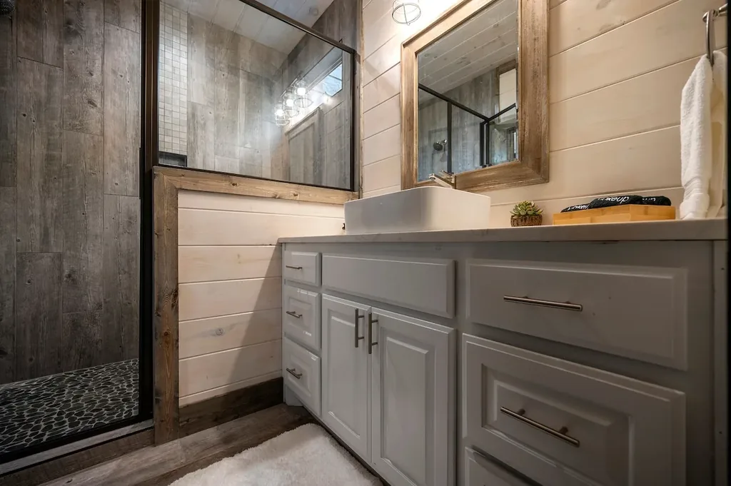 Dreams & Streams — Full bathroom 7 image 2