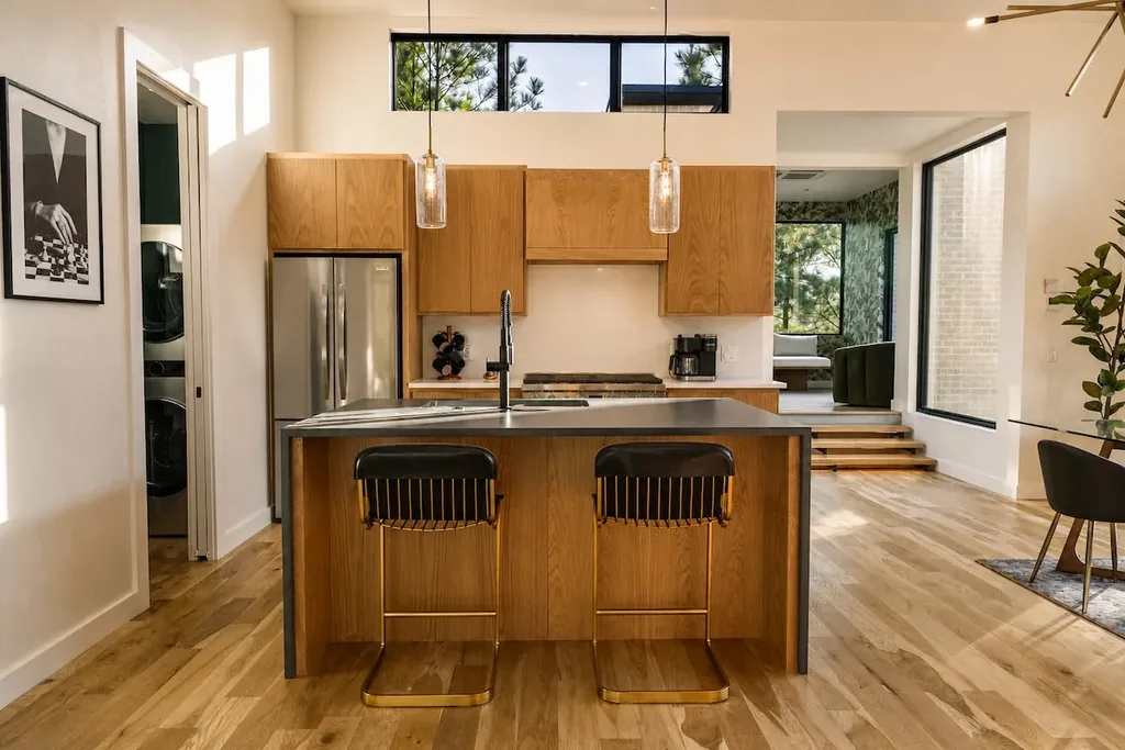 The Eleanor — kitchen, photo 2