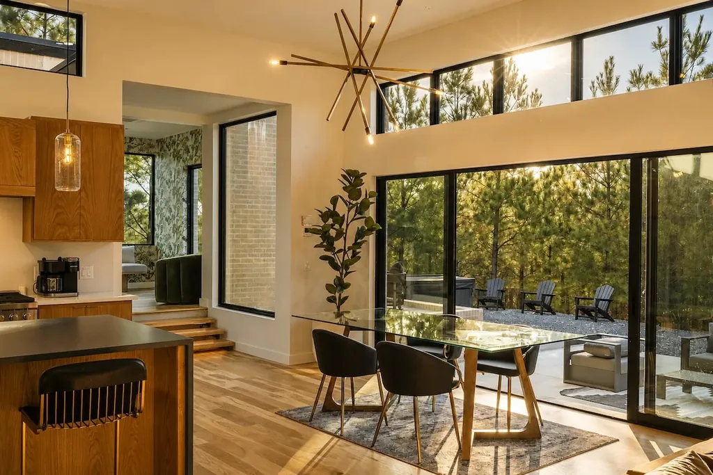 The Eleanor — kitchen, photo 6