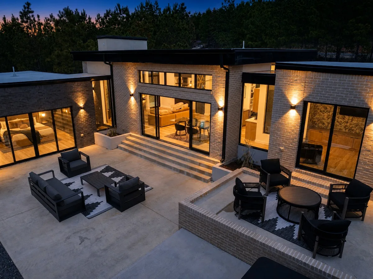 The Eleanor exterior and patio at Imperial Jade