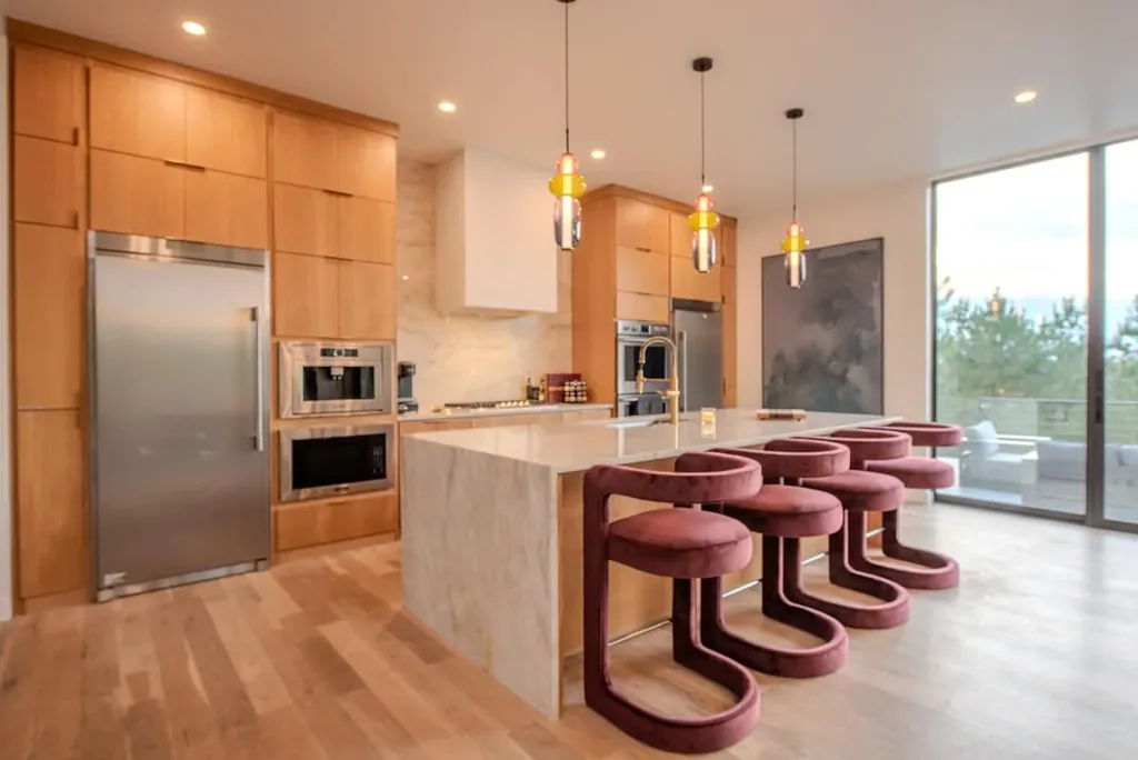 The Jade / Architectural Marvel — Full kitchen image 1