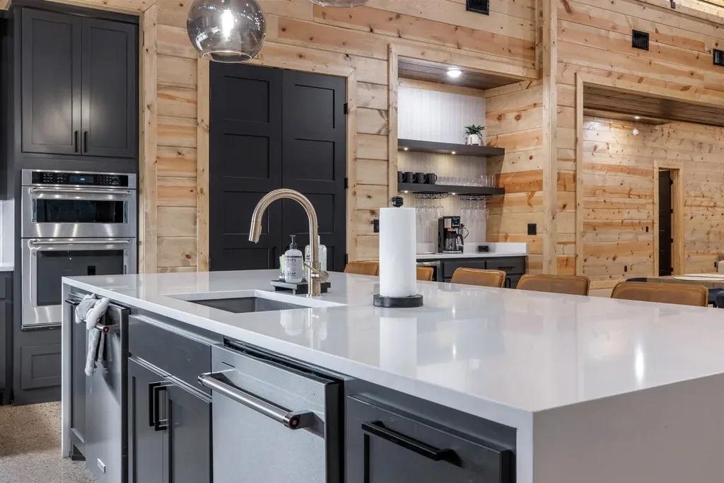 LivNLove / Grandiose — Full kitchen image 5