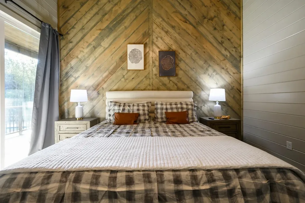 Miko Chukka — Bedroom 2 image 1